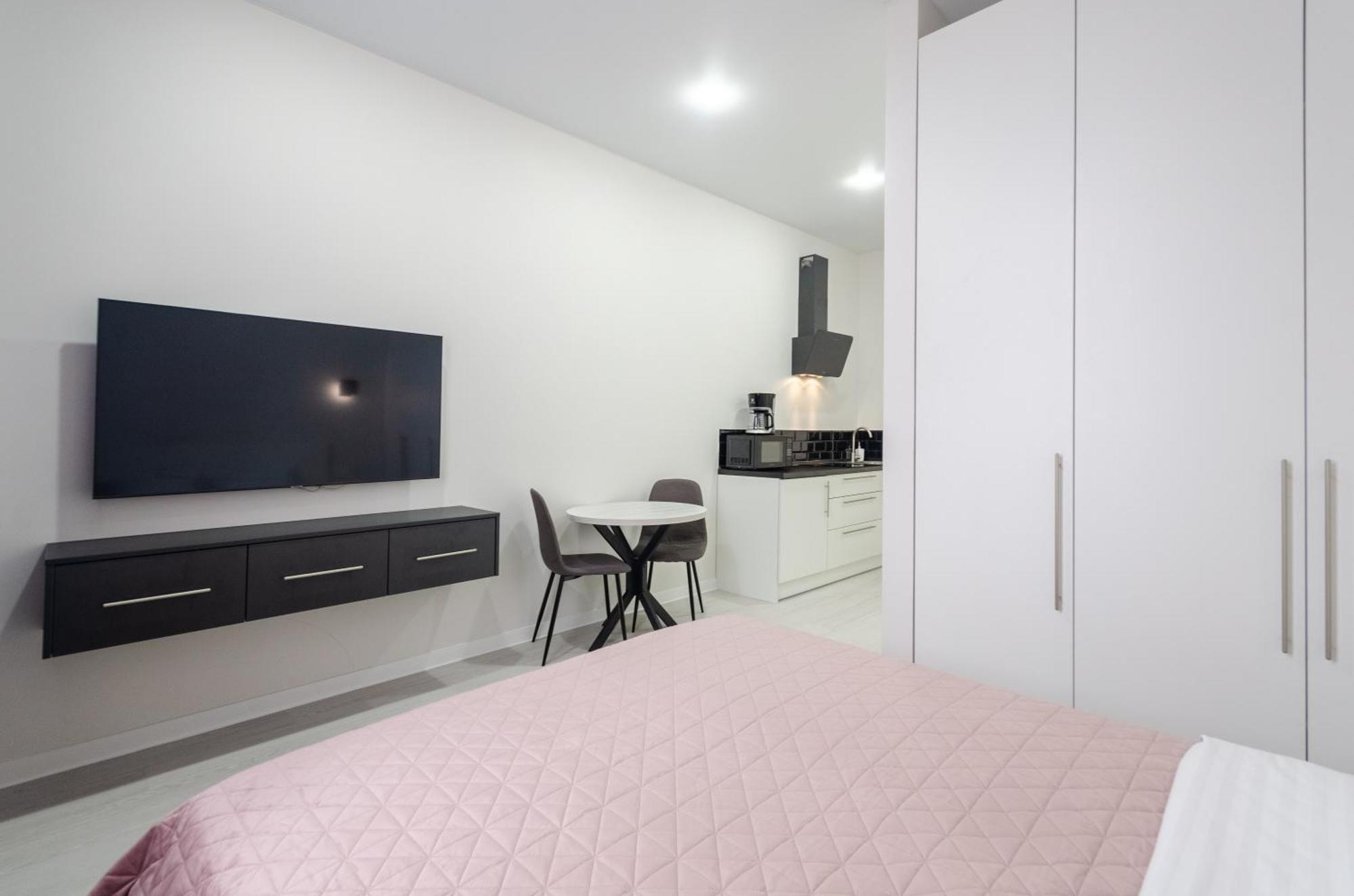 Petrovdom Inn Rc Diplomat Hall -The Smart Hotel Apartment Panoramic City View I Kiev Extérieur photo