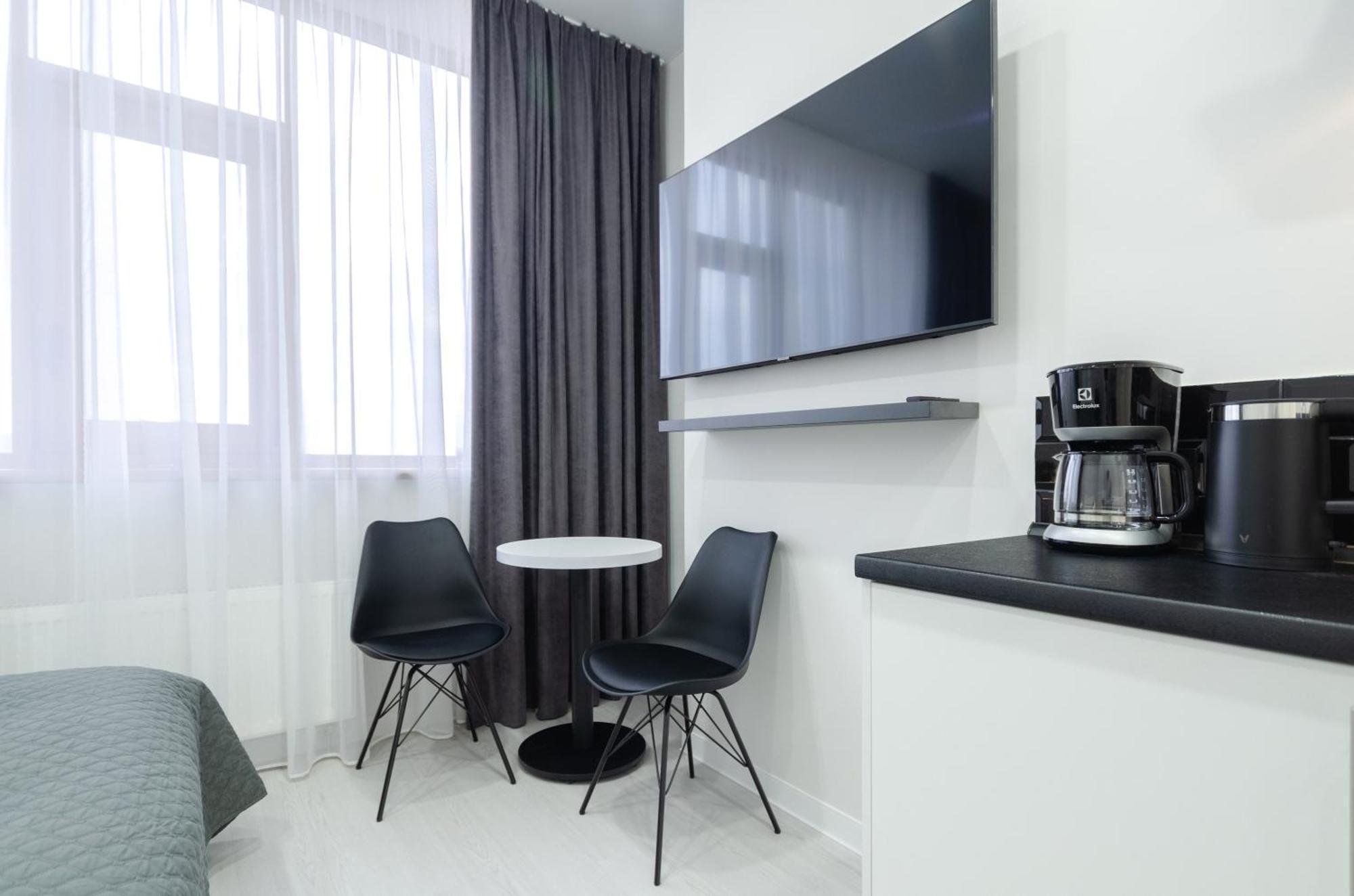 Petrovdom Inn Rc Diplomat Hall -The Smart Hotel Apartment Panoramic City View I Kiev Extérieur photo